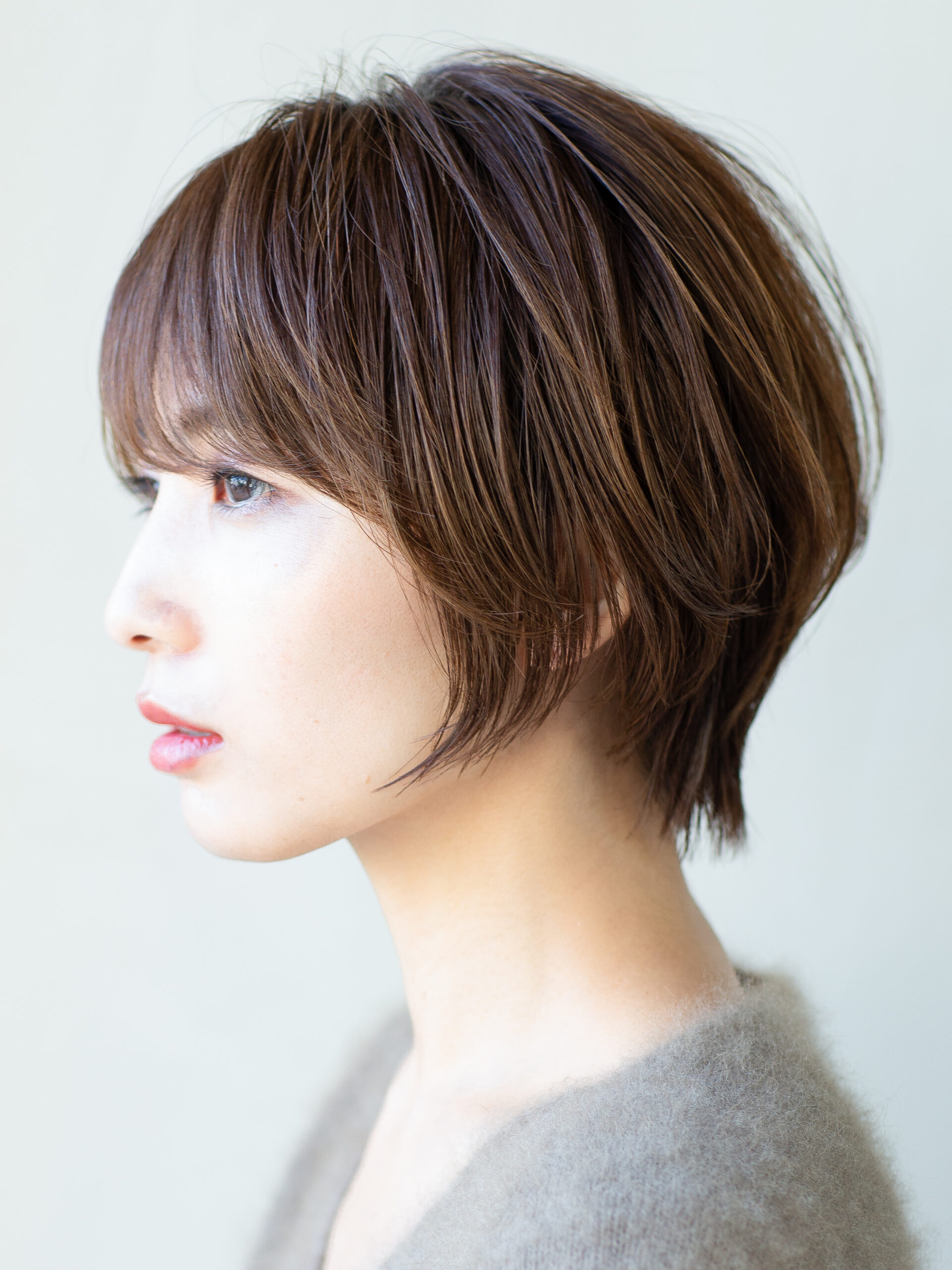 ブリーチなしでも叶う？白髪ぼかしのやさしい選択